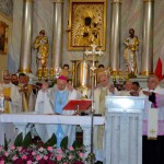 Przejdź do - Obchody Jubileuszu 100-lecia Parafii Matki Boskiej Częstochowskiej w Ostrówku
