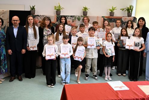 W dniu 29 maja 2026 r. odbył się XVII Gminny Konkurs Recytatorski. Tym razem gospodarzem spotkani...