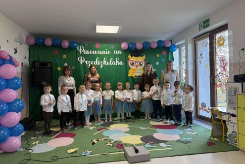 
Dnia 19 listopada 2025 roku w grupie 3–4-latków Szkoły Podstawowej w Dębicy odbyła się uroczyst...